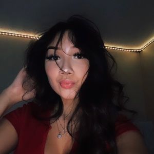 Meet your Posher, Aisha